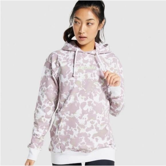 Gymshark Oversized Camo Graphic Hoodie with front Logo. Size M - Picture 1 of 7